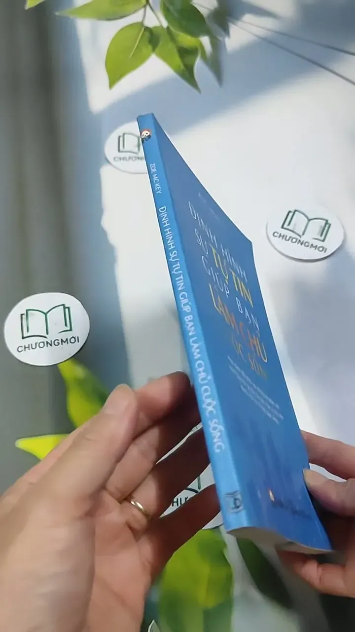 Định Hình Sự Tự Tin Giúp Bạn Làm Chủ Cuộc Sống - Zoe Mc Key 707237