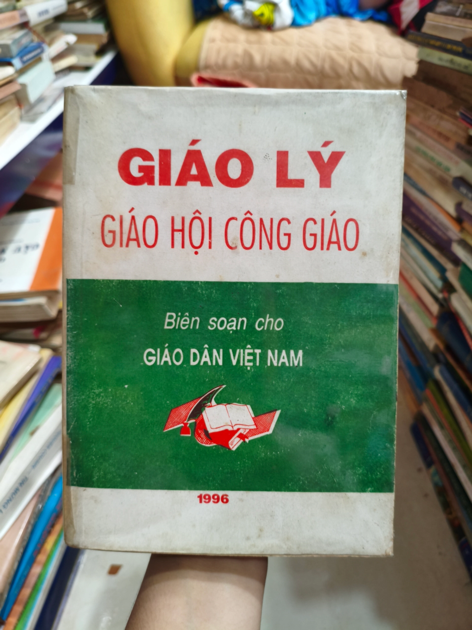 Giáo lý giáo hội Công giáo 🌱 by  - Sách Book Cover - Ngọc Hiển Books