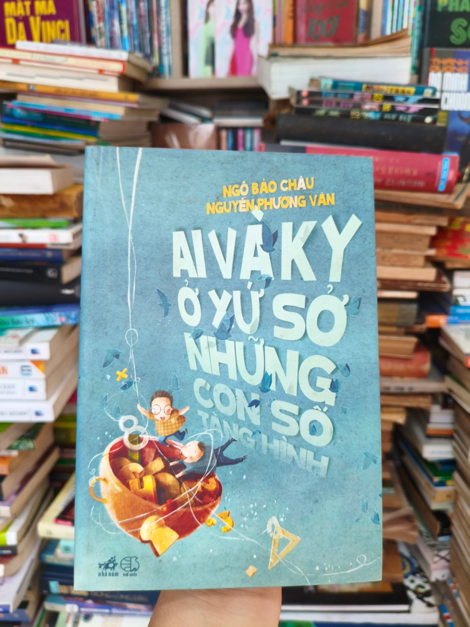 Ai và Ky ở xứ sở những con số tàng hình 🌱 by  - Sách Book Cover - Ngọc Hiển Books