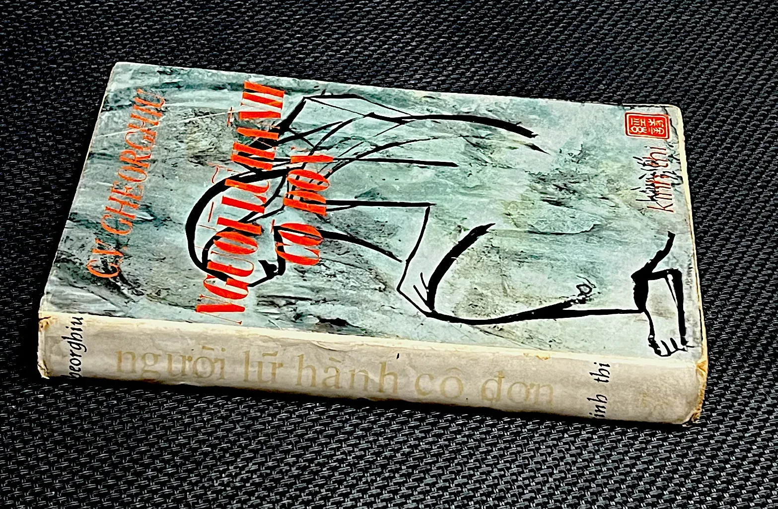 NGƯỜI LỮ HÀNH CÔ ĐƠN ( C.V. GHEORGHIU) 997306