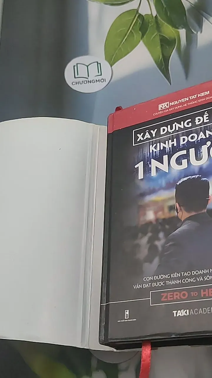 Xây dựng đế chế kinh doanh một người - Nguyễn Tất Kiểm 688460