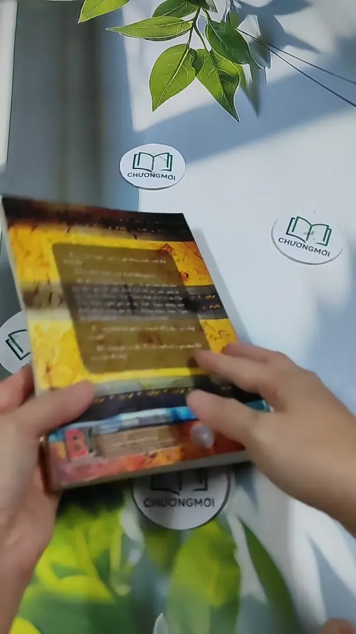 Bốn Tháng Yêu Chưa Đủ - Nhân Hải Trung 705722