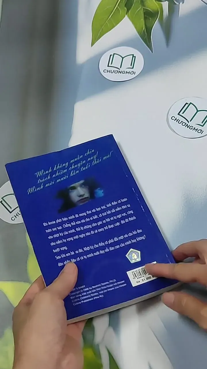 Đứa con của Annie: Nhật ký nữ sinh 15 tuổi - Patricia Spacks 698631