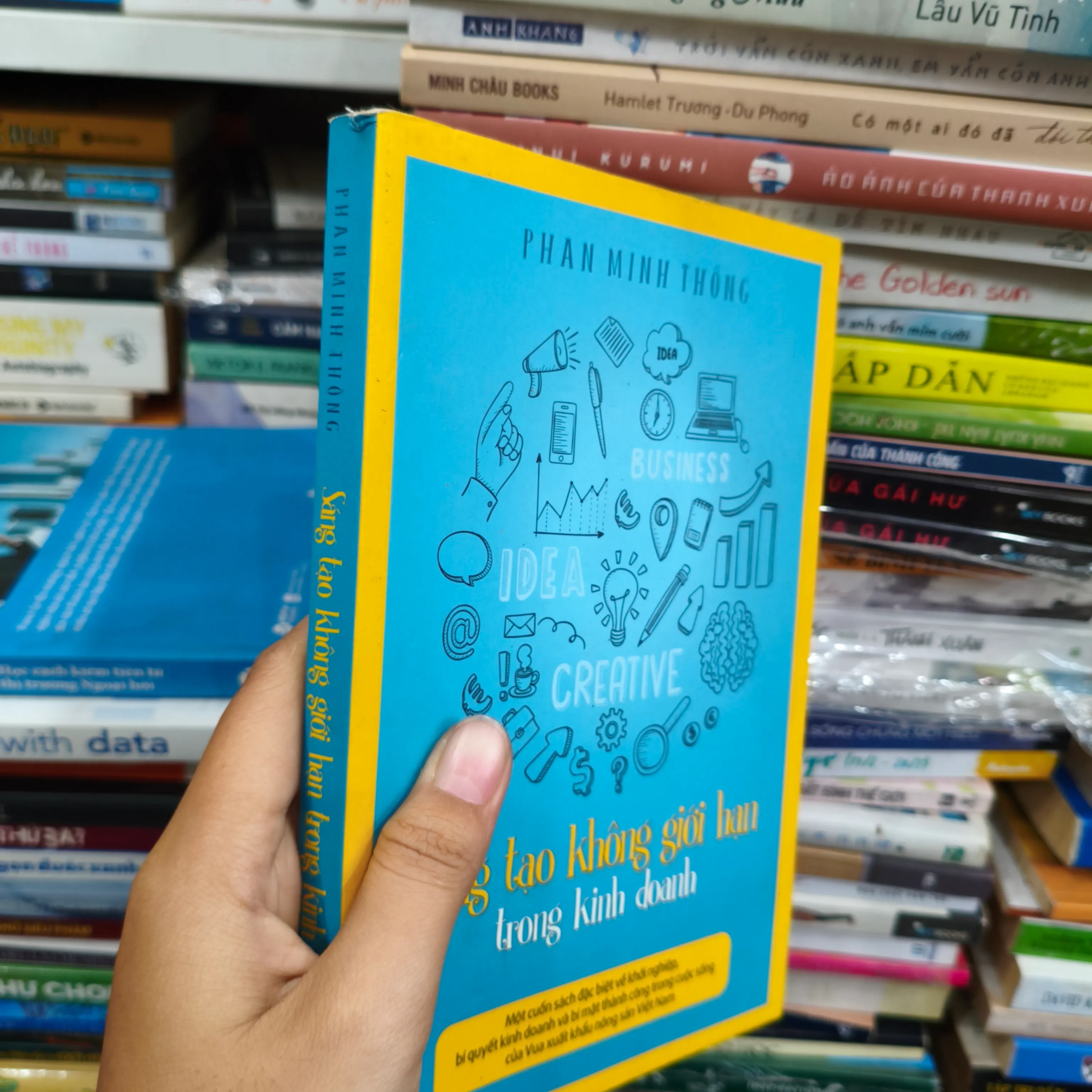 Sáng tạo không giới hạn trong kinh doanh 🌱 by  - Sách Book Cover - Ngọc Hiển Books