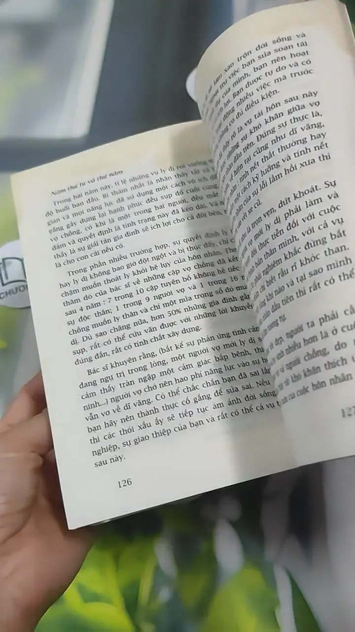 Bí Quyết Trong Tình Yêu (Khoa Học Về Tình Yêu - Hôn Nhân - Gia Đình) - Dạ Thảo 727361