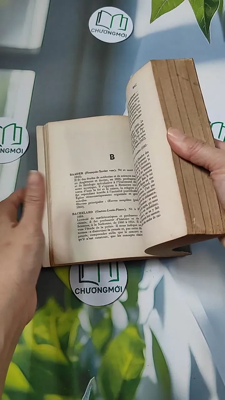 [MIỄN PHÍ BỌC SÁCH] [XƯA] Dictionnaire Illustré des Philosophes (1962) 754501