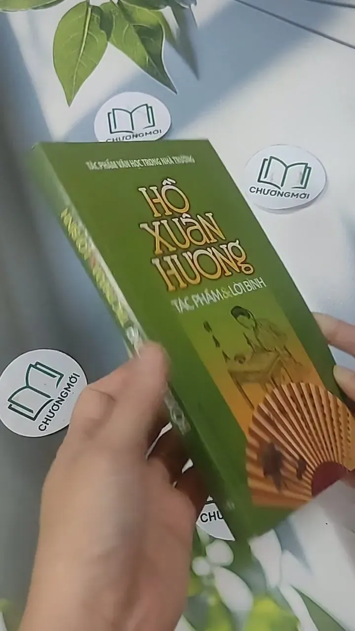 Hồ Xuân Hương Tác Phẩm & Lời Bình - Hồ Xuân Hương 705567