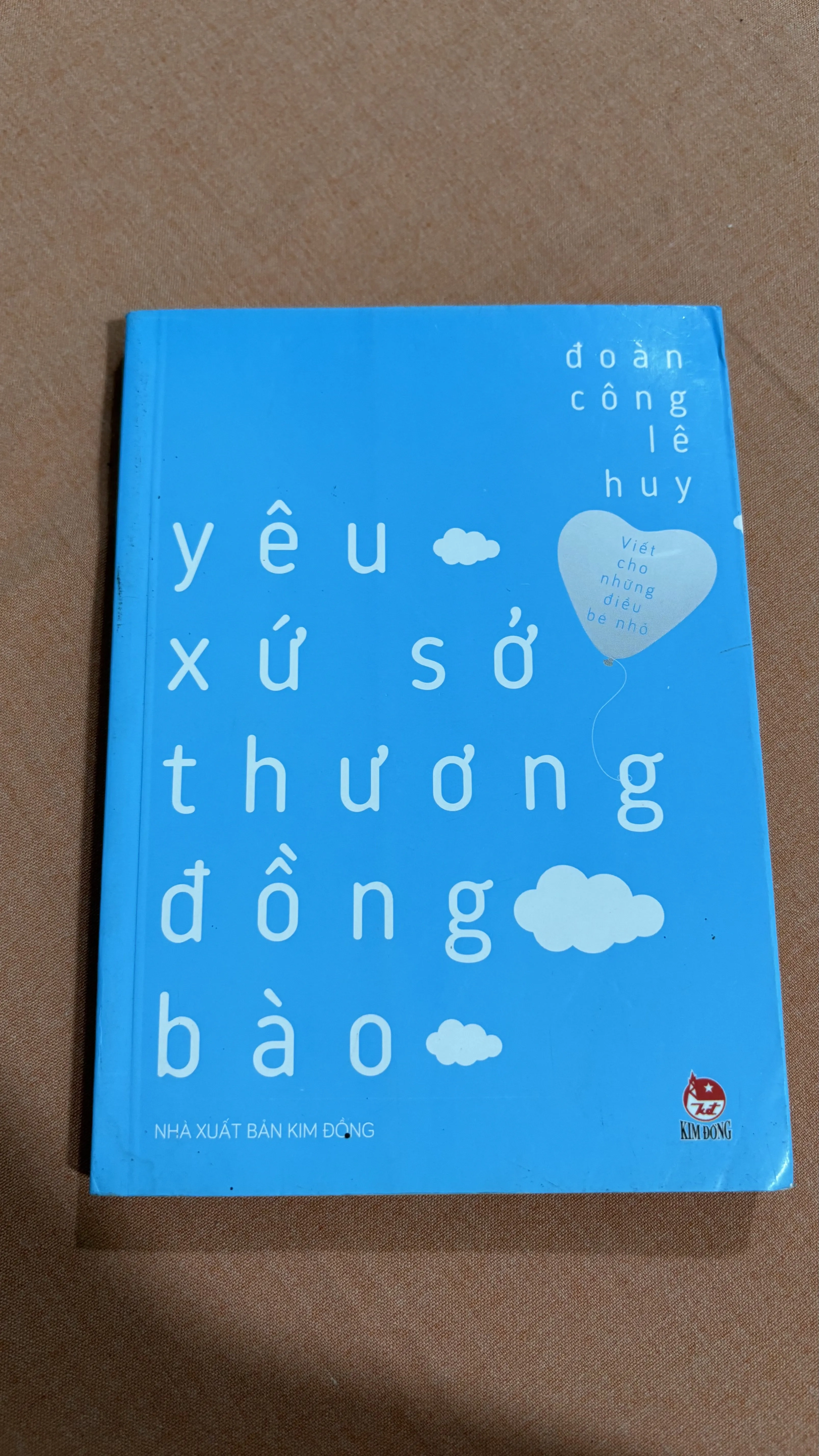 Yêu thương xứ sở, yêu thương đồng bào 🌊 by  - Sách Book Cover - Ngọc Hiển Books
