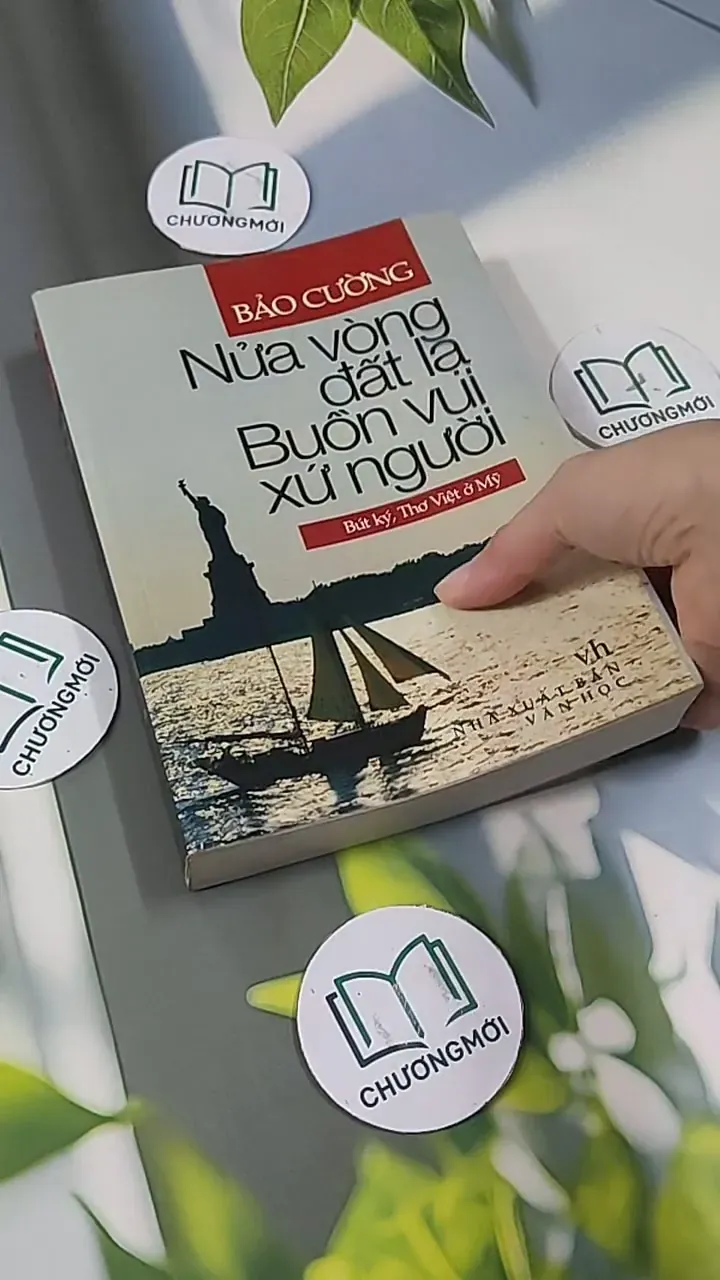 [MIỄN PHÍ BỌC SÁCH] Nửa Vòng Đất Lạ, Buồn Vui Xứ Người (Sách có chữ ký tác giả) - Bảo Cườ 705633