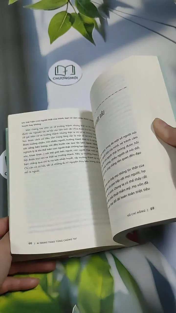 Ai Đang Thao Túng Chúng Ta? - Vũ Chí Hồng 707244