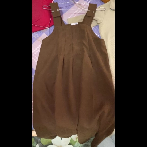 Trang phục thời trang nữ váy sơ mi, đầm phối áo đen, váy dài