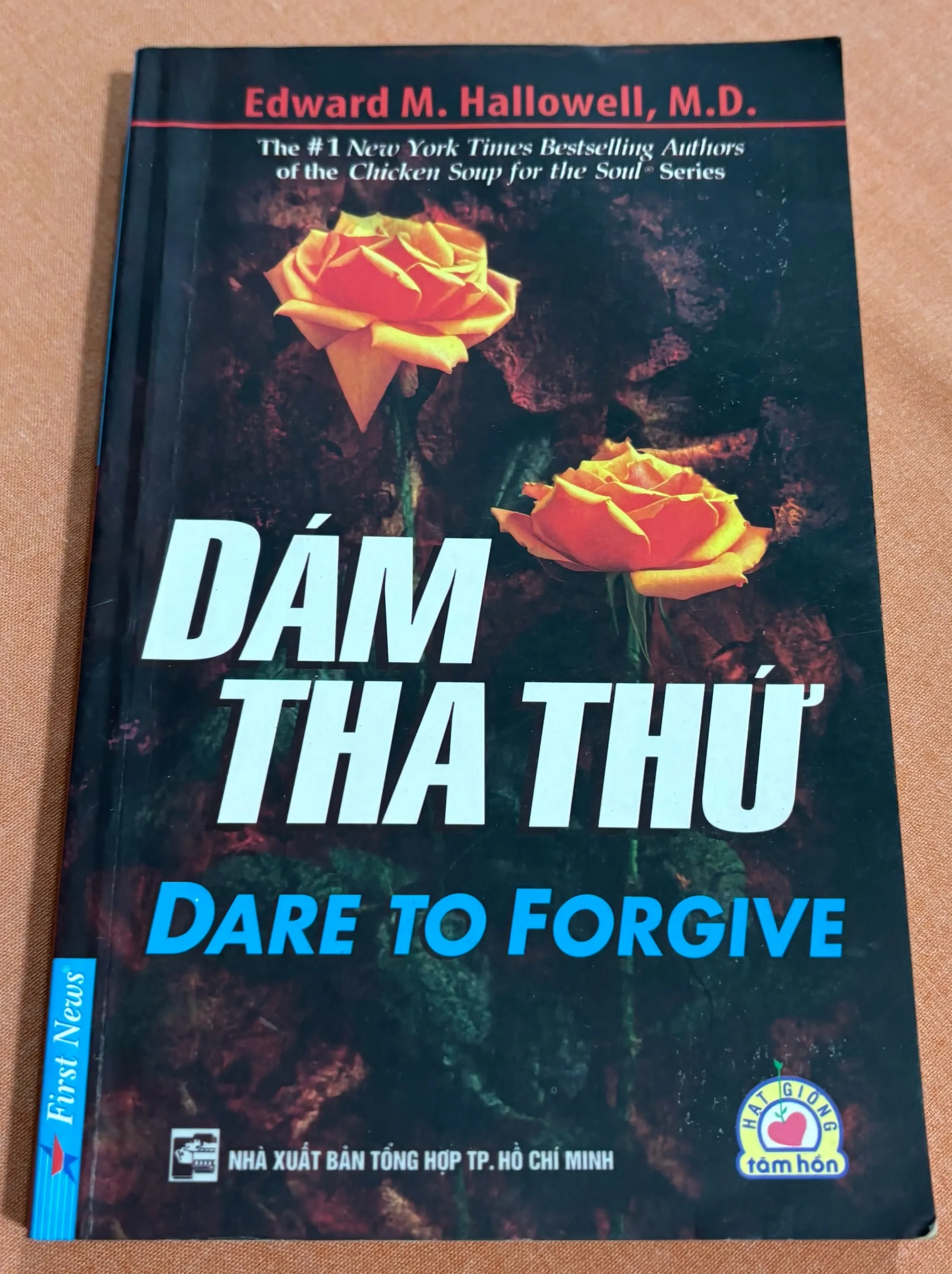 Dám tha thứ 🌊 by  - Sách Book Cover - Ngọc Hiển Books
