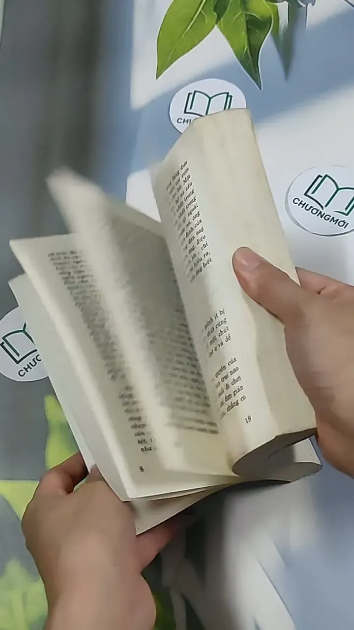 Truyện ngắn bốn cây bút nữ 698635