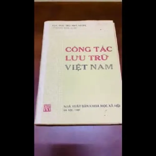 Công tác lưu trữ Việt Nam 