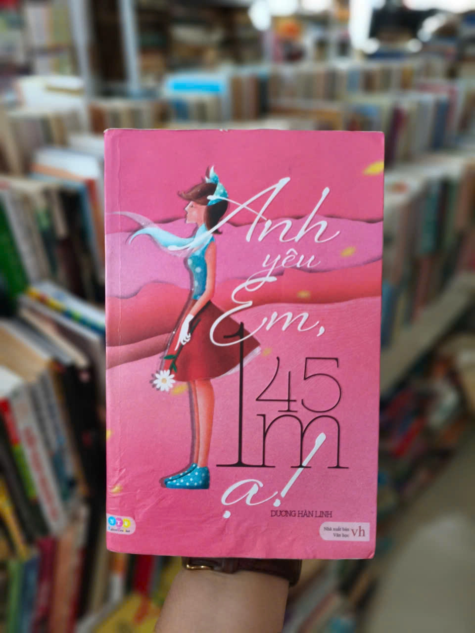 Anh Yêu Em, Một Mét Bốn Lăm Ạ! by Dương Hàn Linh - Sách Book Cover - Ngọc Hiển Books