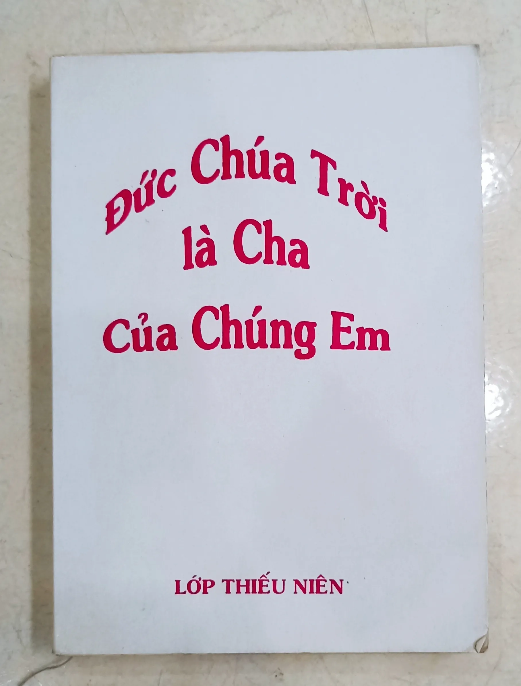 Đức Chúa Trời là Cha của chúng em 🌻 by  - Sách Book Cover - Ngọc Hiển Books