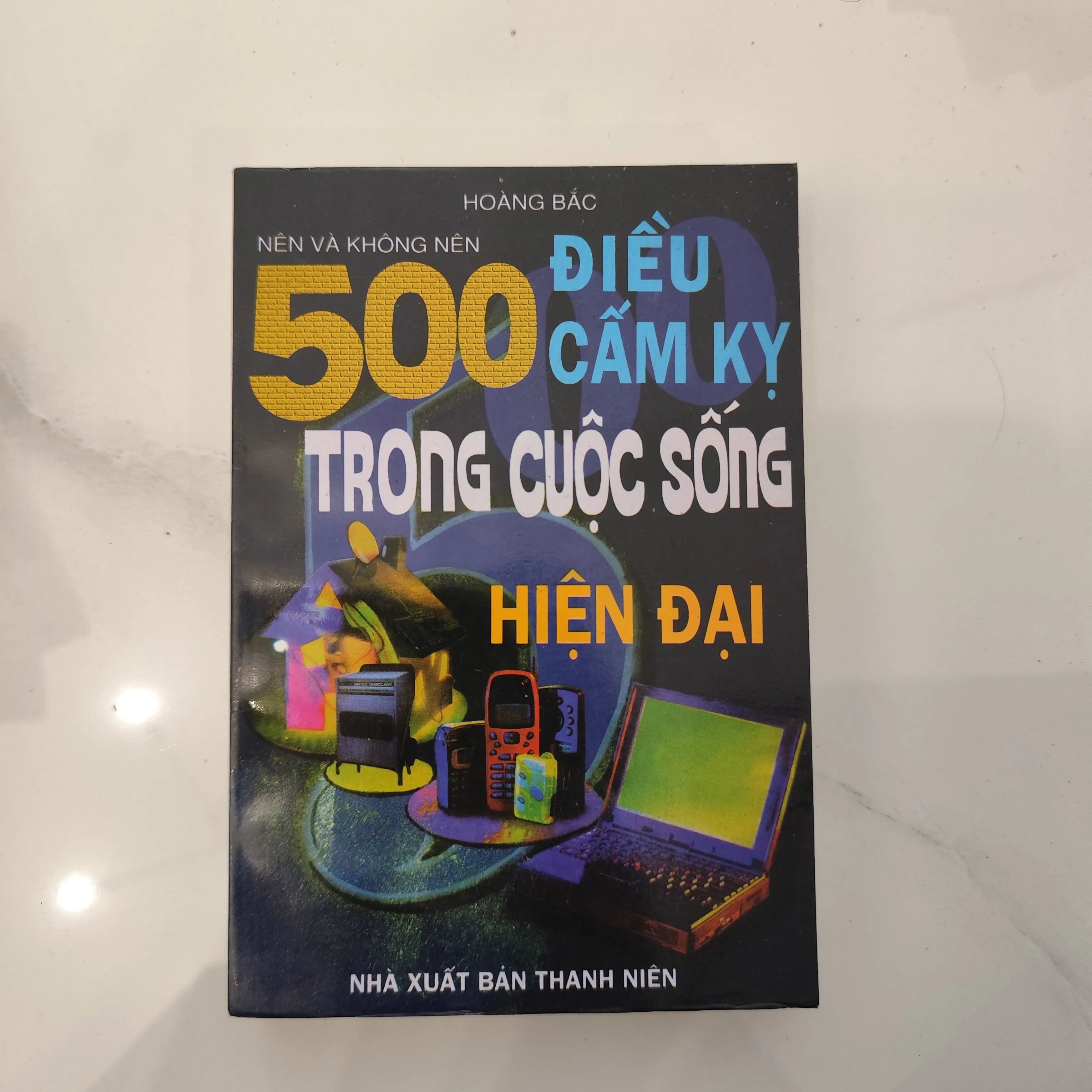 500 điều cấm kỵ trong cuộc sống hiện đại by  - Sách Book Cover - Ngọc Hiển Books