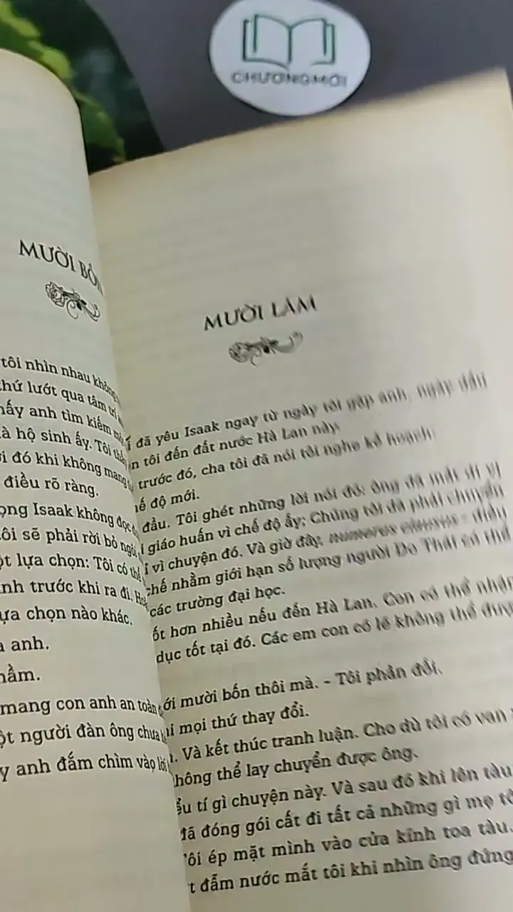 Trong Vòng Nôi Kẻ Thù (2013) - Sara Young 603333