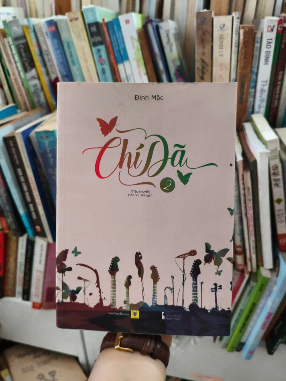 Chí Dã 2 - Đinh Mặc by Đinh Mặc - Sách Book Cover - Ngọc Hiển Books