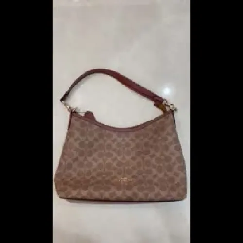 Túi Coach thời trang