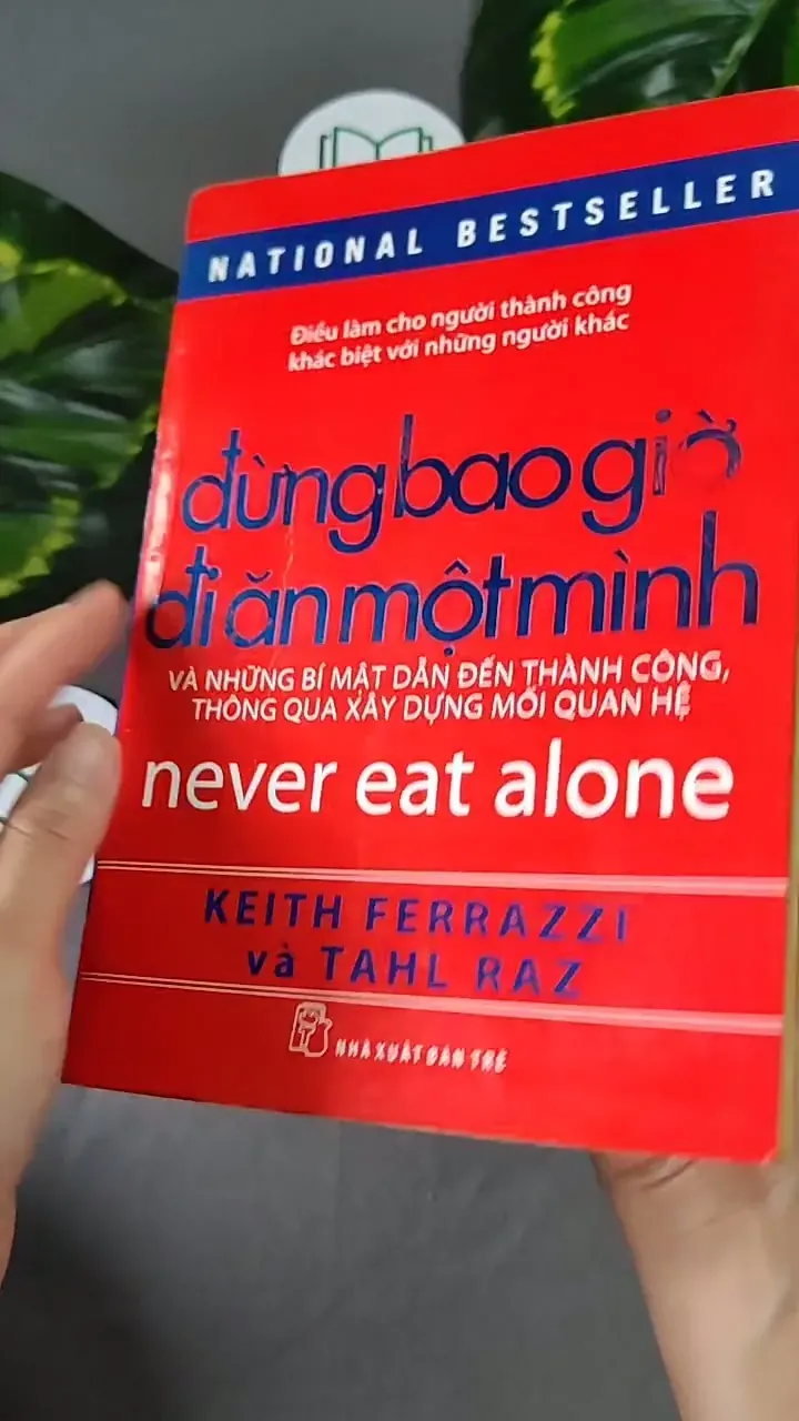 Đừng Bao Giờ Đi Ăn Một Mình 604636