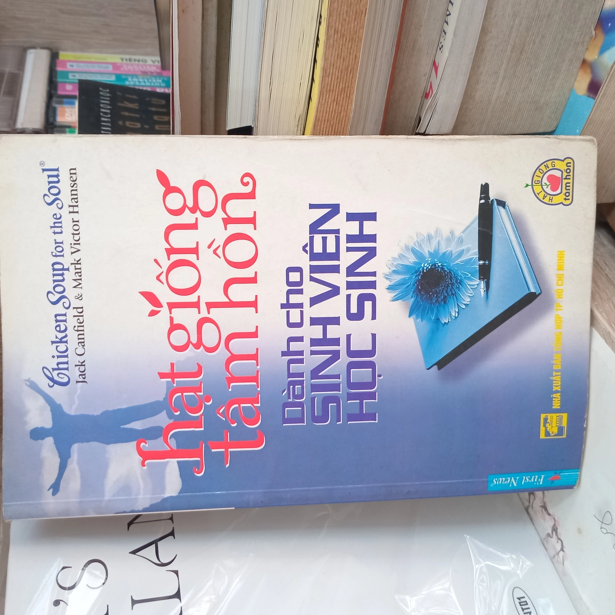 Hạt Giống Tâm Hồn - Dành cho sinh viên học sinh 📚 by  - Sách Book Cover - Ngọc Hiển Books