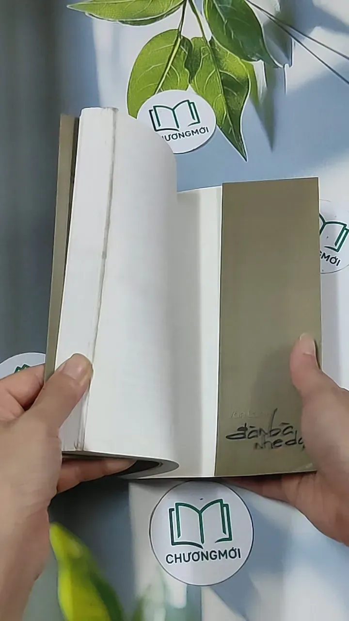 Đàn bà nhẹ dạ - Vân Lam 688716