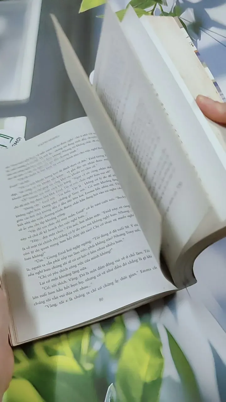 Tín Đồ Shopping Oanh Tạc Manhattan - Sophie Kinsella 744776