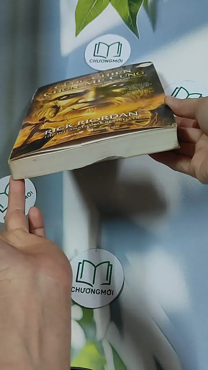 Cuộc chiến chốn Mê Cung - Phần 4 - Series Percy Jackson và các vị thần trên đỉnh Olympus  698610