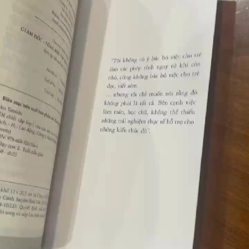 Để chiếc cặp lớp 1 vừa vặn trên vai con - mới 95% 781340