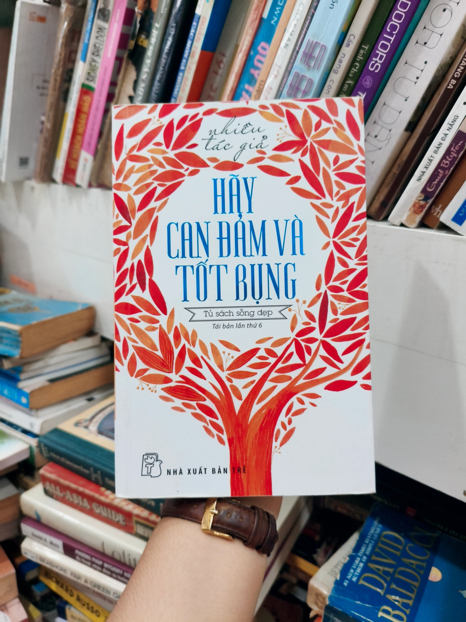 Cô nàng xui xẻo tập 6 🌱 by  - Sách Book Cover - Ngọc Hiển Books