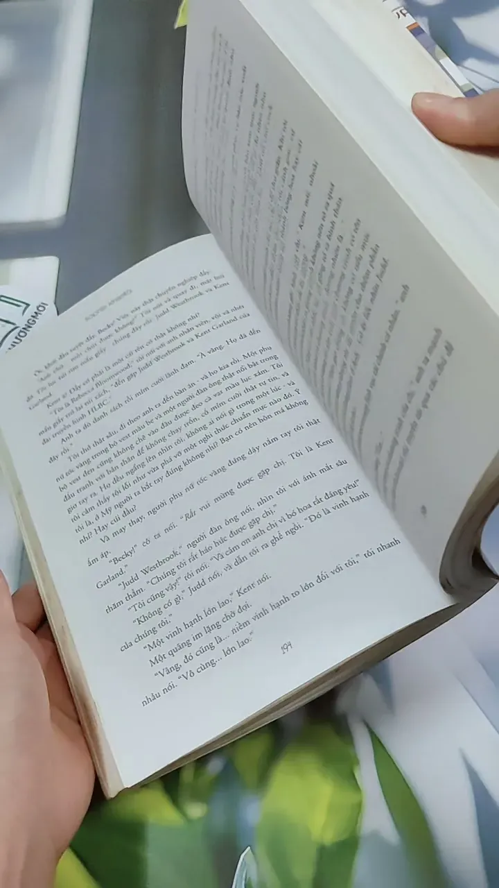 Tín Đồ Shopping Oanh Tạc Manhattan - Sophie Kinsella 744776