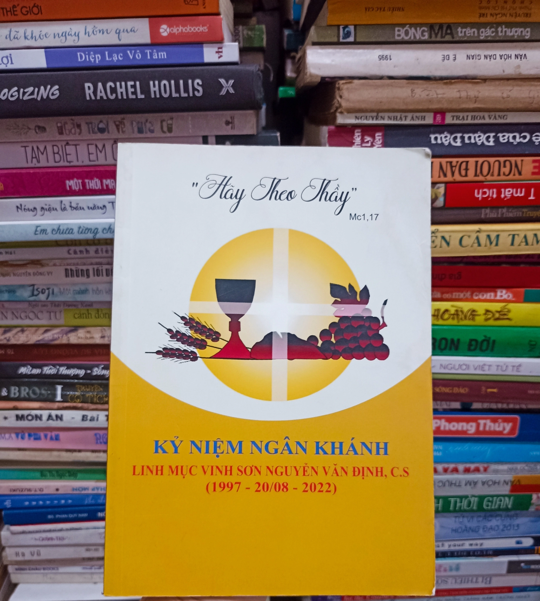 Hãy theo Thầy 🌻 by  - Sách Book Cover - Ngọc Hiển Books