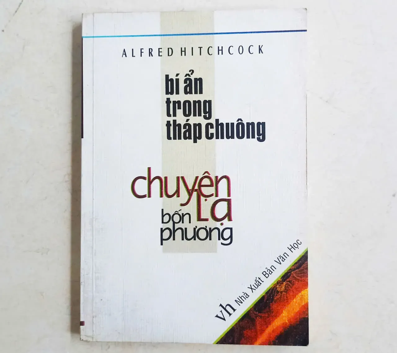 Bí ẩn trong tháp chuông🌻 by  - Sách Book Cover - Ngọc Hiển Books