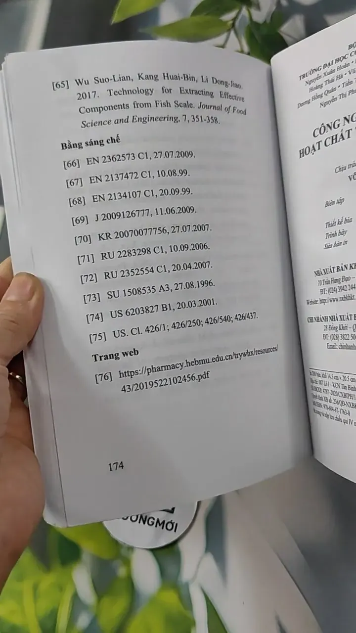 Công Nghệ Thu Nhận Hoạt Chất Từ Sinh Vật Biển (Sách Chuyên Khảo) 727236