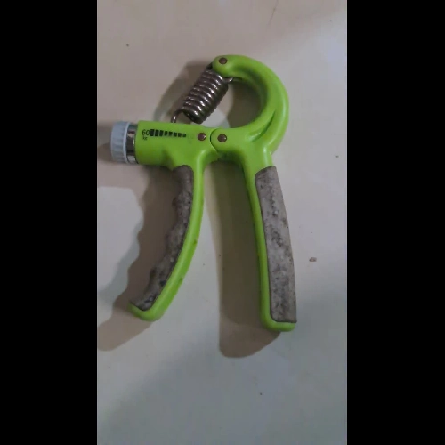 Kìm bóp tay - tặng 0đ