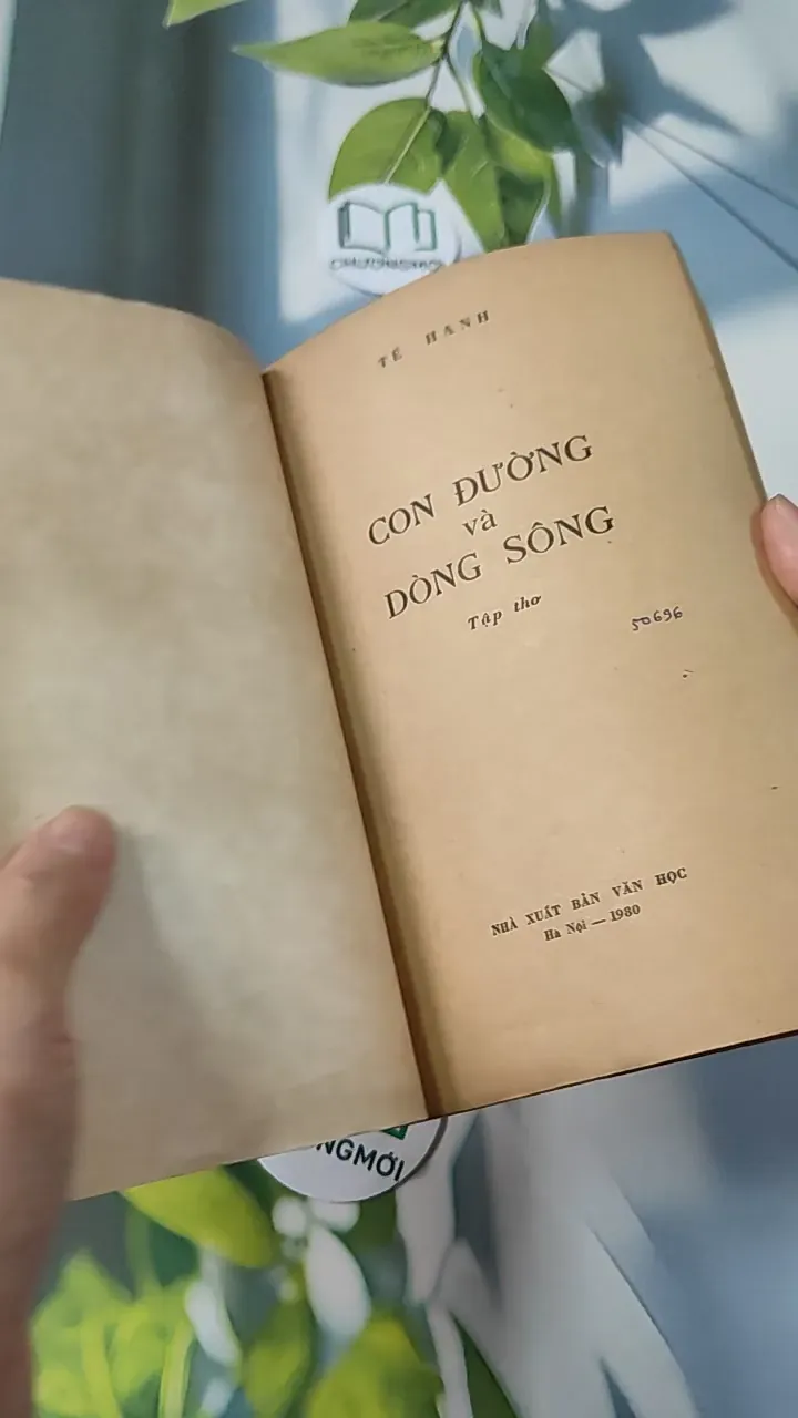 [MIỄN PHÍ BỌC SÁCH] [XƯA] Con Đường Và Dòng Sông (1980) - Tế Hanh 775972