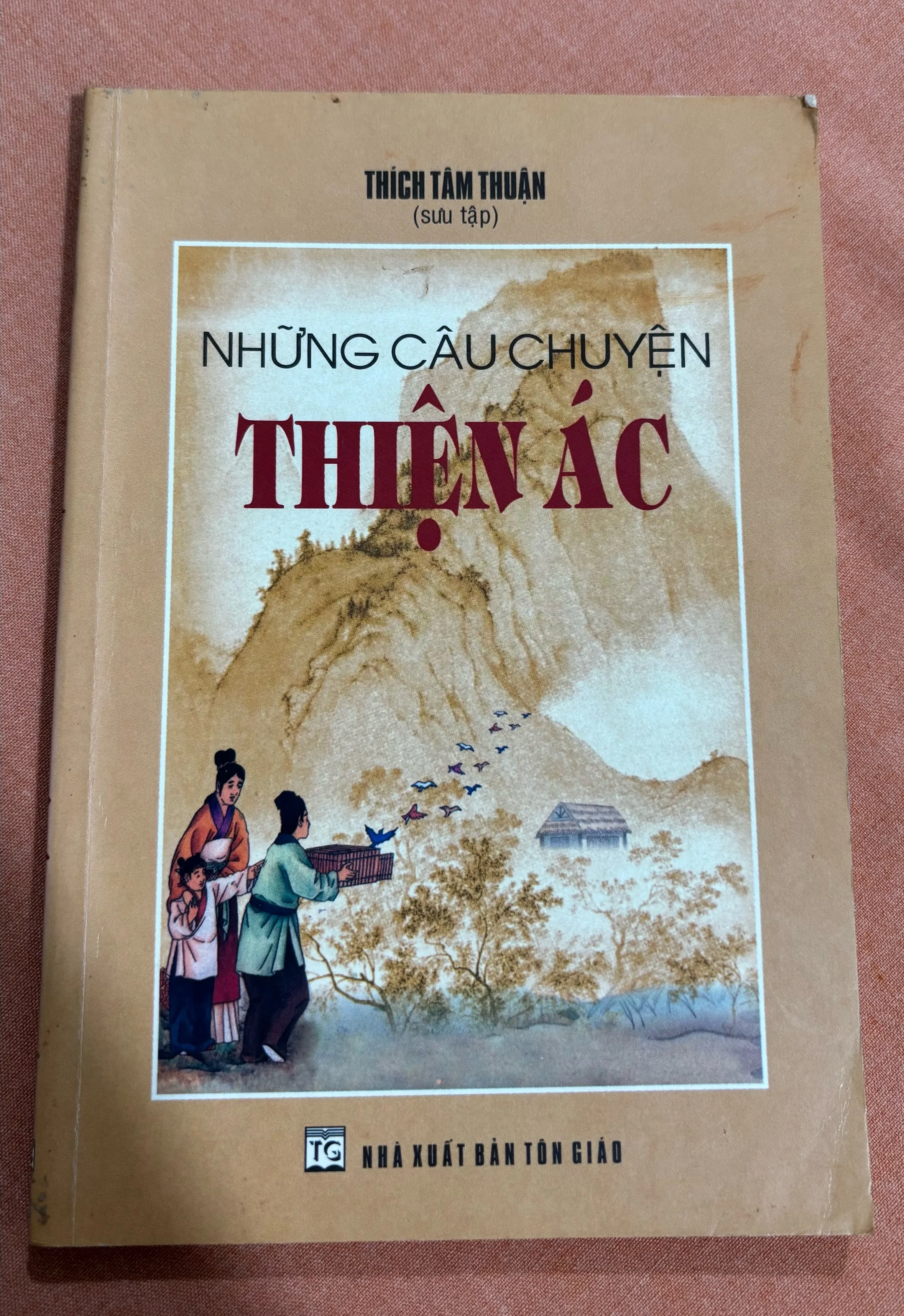 Những câu chuyện thiện ác 🌊 by  - Sách Book Cover - Ngọc Hiển Books