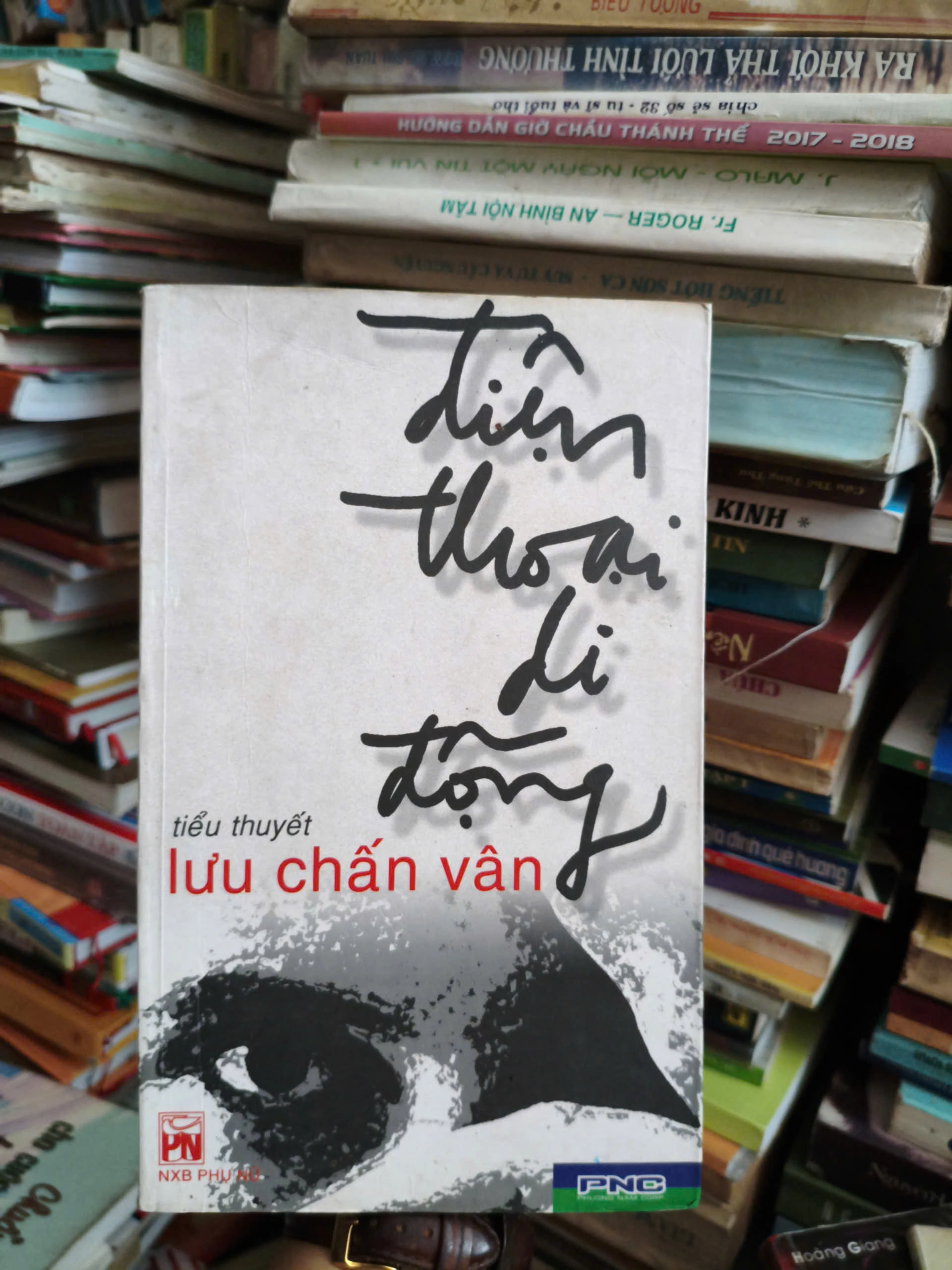 Điện Thoại Di Động - Lưu Chấn Vân by  - Sách Book Cover - Ngọc Hiển Books
