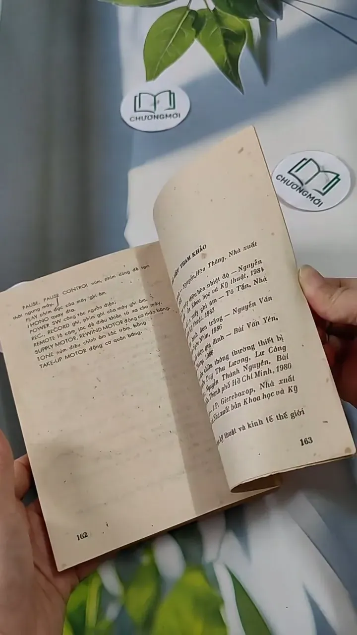 Đồ Điện Tử Trong Gia Đình - Nguyễn Hữu Tháng & Vũ Lương & Cao Thụy 713820