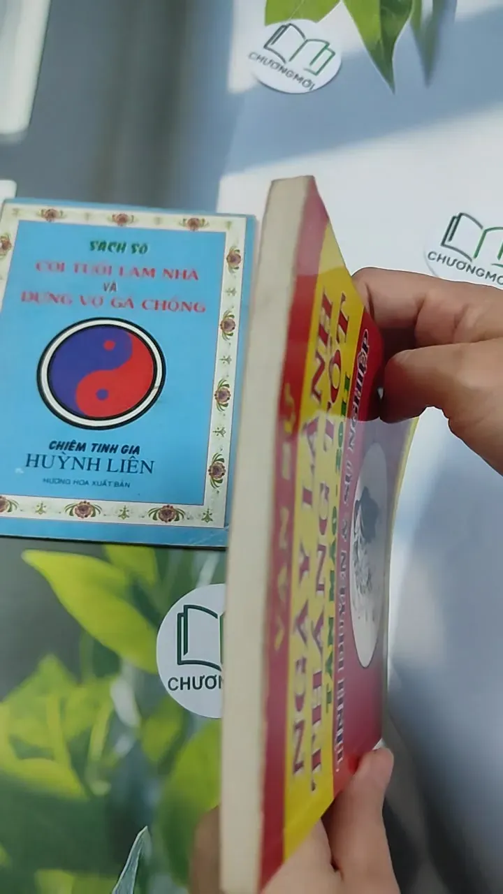 Combo: Coi Tuổi Làm Nhà & Dựng Vợ Gả Chồng ,Ngày Lành Tháng Tốt: Tình Duyên & Sự Nghiệp 2011 776196