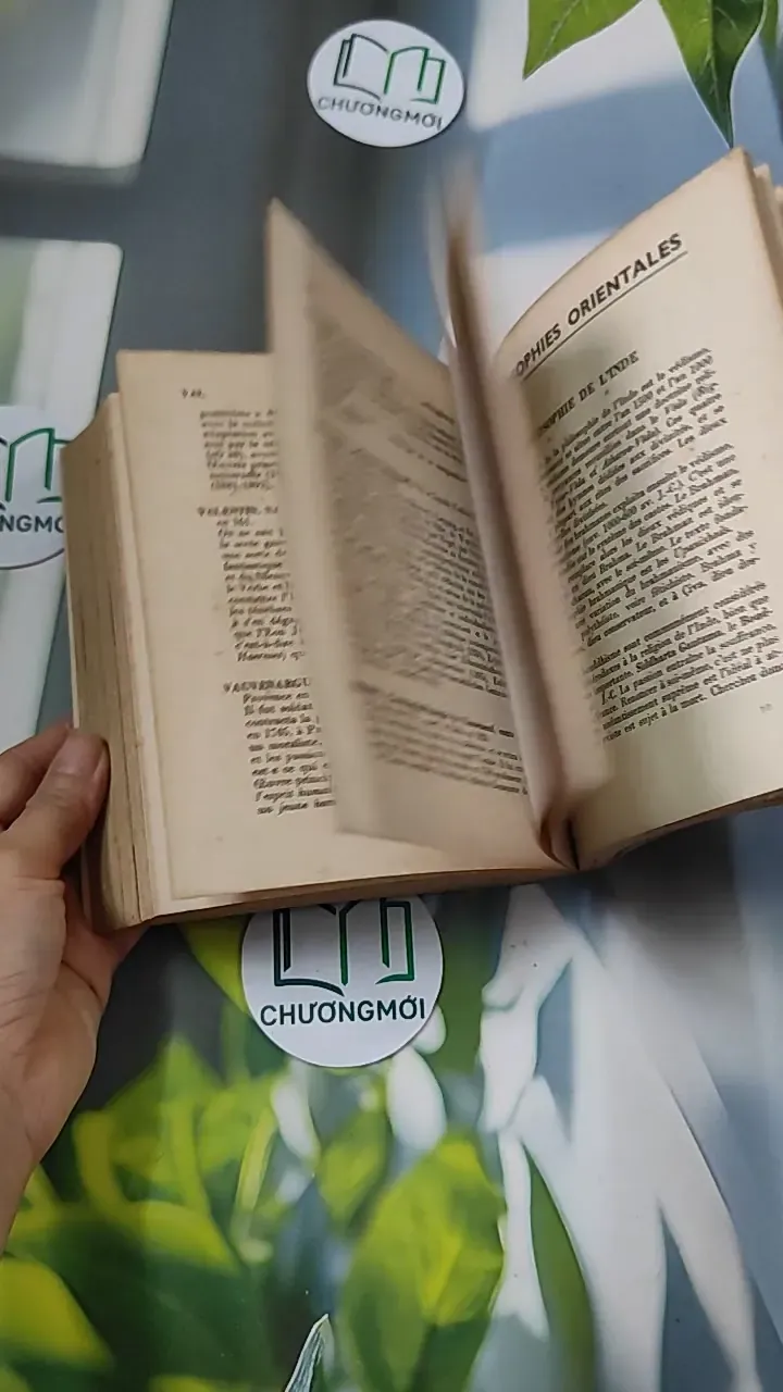 [MIỄN PHÍ BỌC SÁCH] [XƯA] Dictionnaire Illustré des Philosophes (1962) 754501