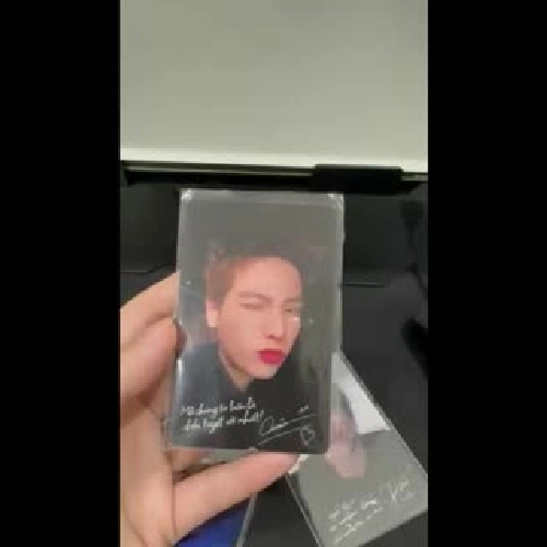 Card bo góc “Anh trai say hi” Quân AP (chính hãng tặng từ Concert)