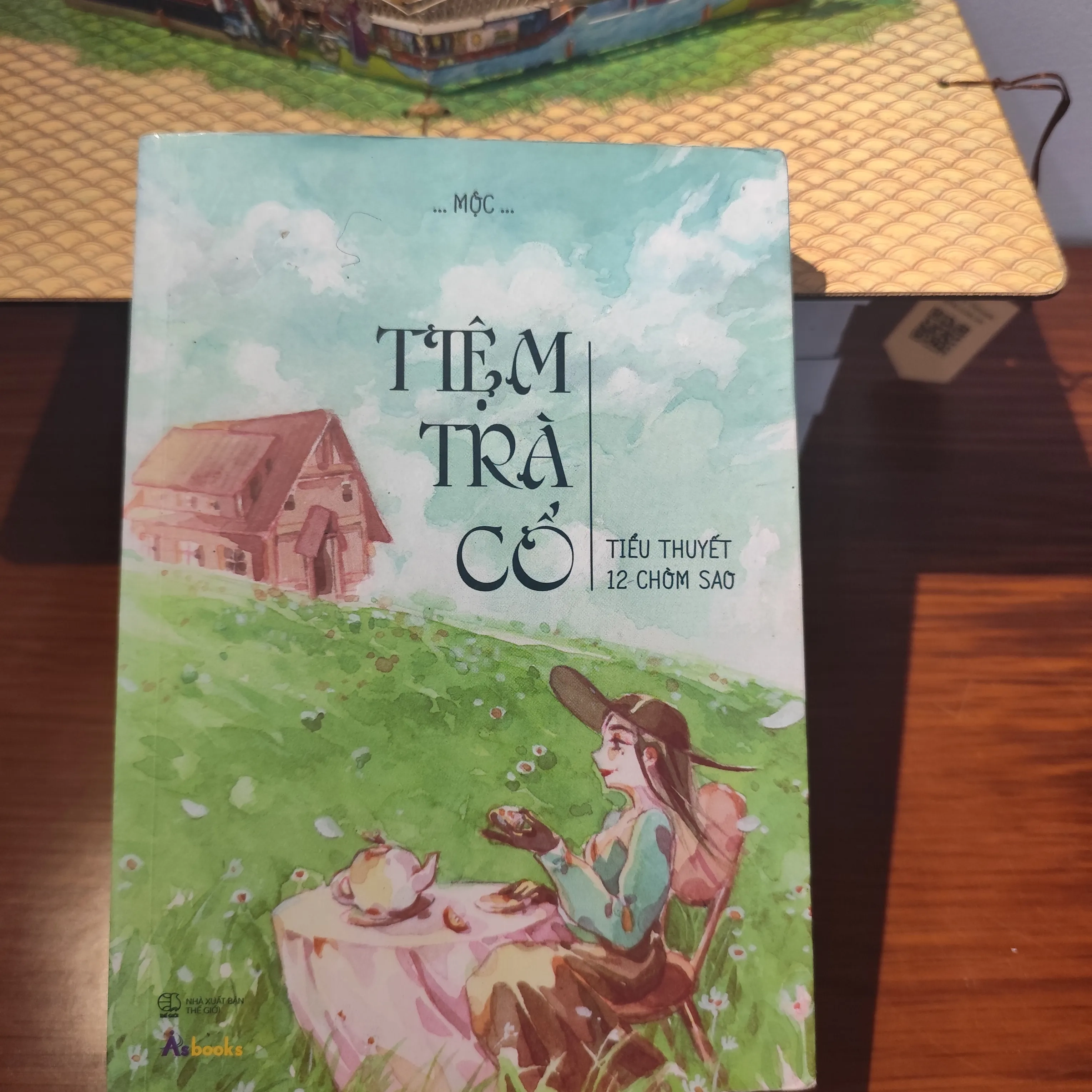 Tiệm trà cổ by  - Sách Book Cover - Ngọc Hiển Books