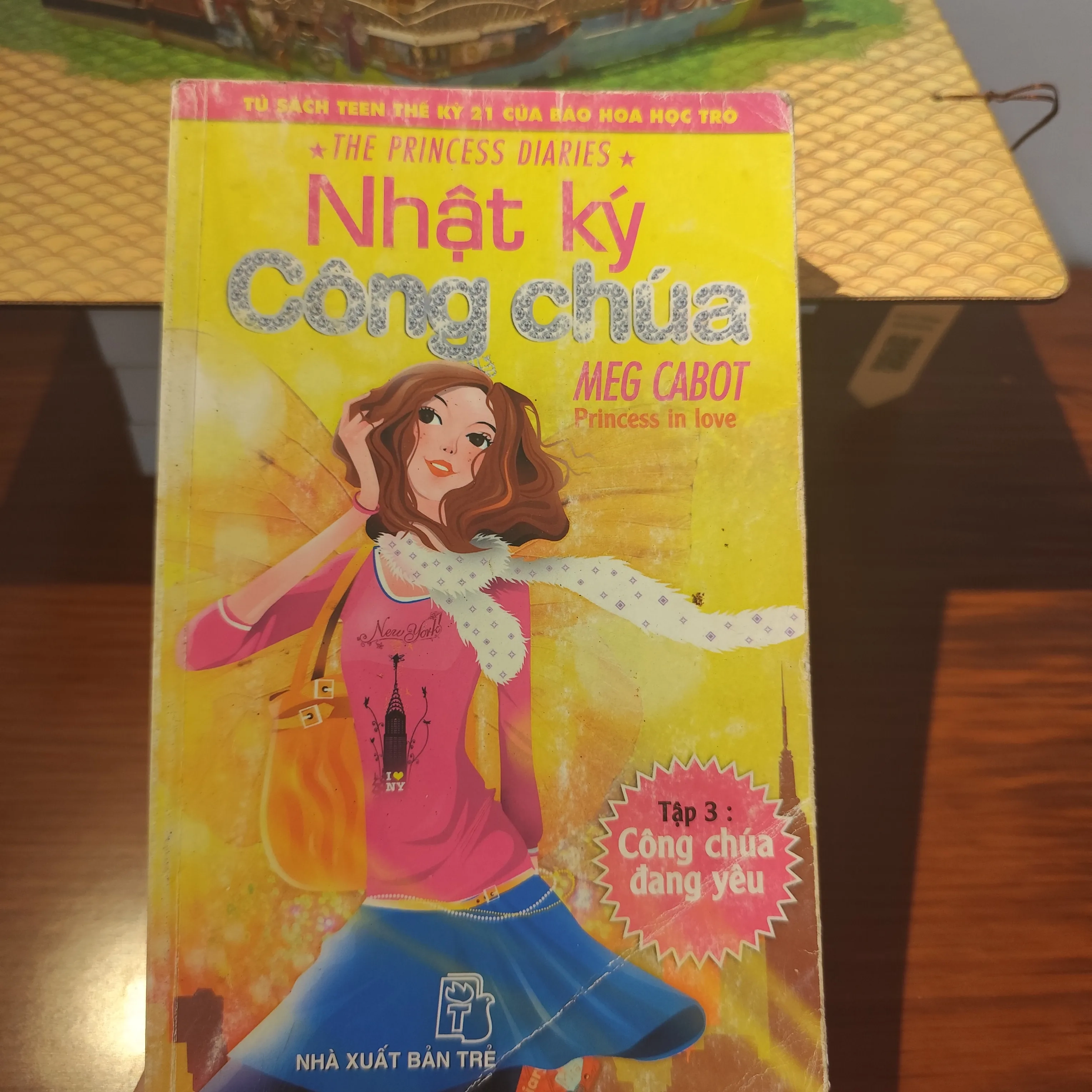 Nhật ký công chúa by  - Sách Book Cover - Ngọc Hiển Books