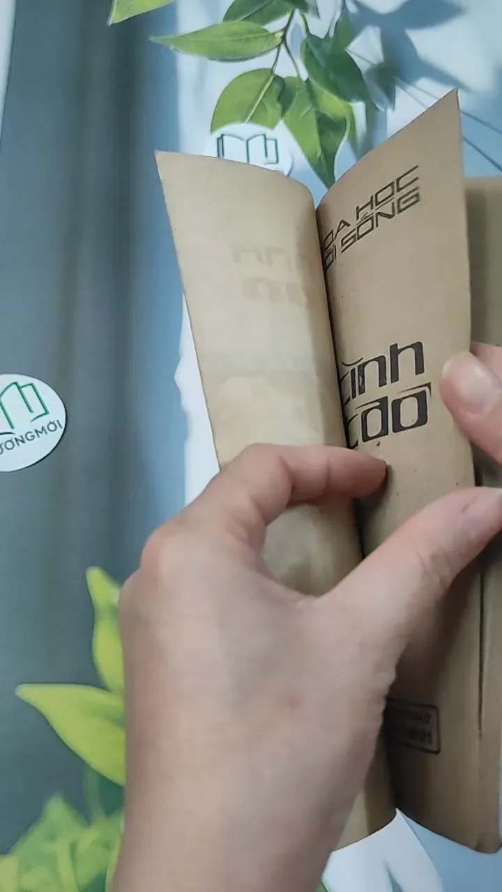 [XƯA] Tạp Chí Khoa Học - Đời Sống: Tình Đất Đỏ (1984) 775998