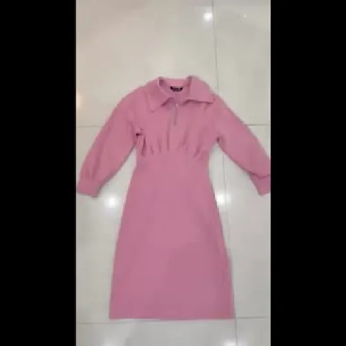 Váy Ivy màu hồng phấn nữ tính size M còn mới