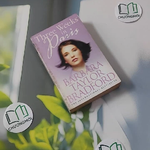 Three Weeks in Paris - Barbara Taylor Bradford