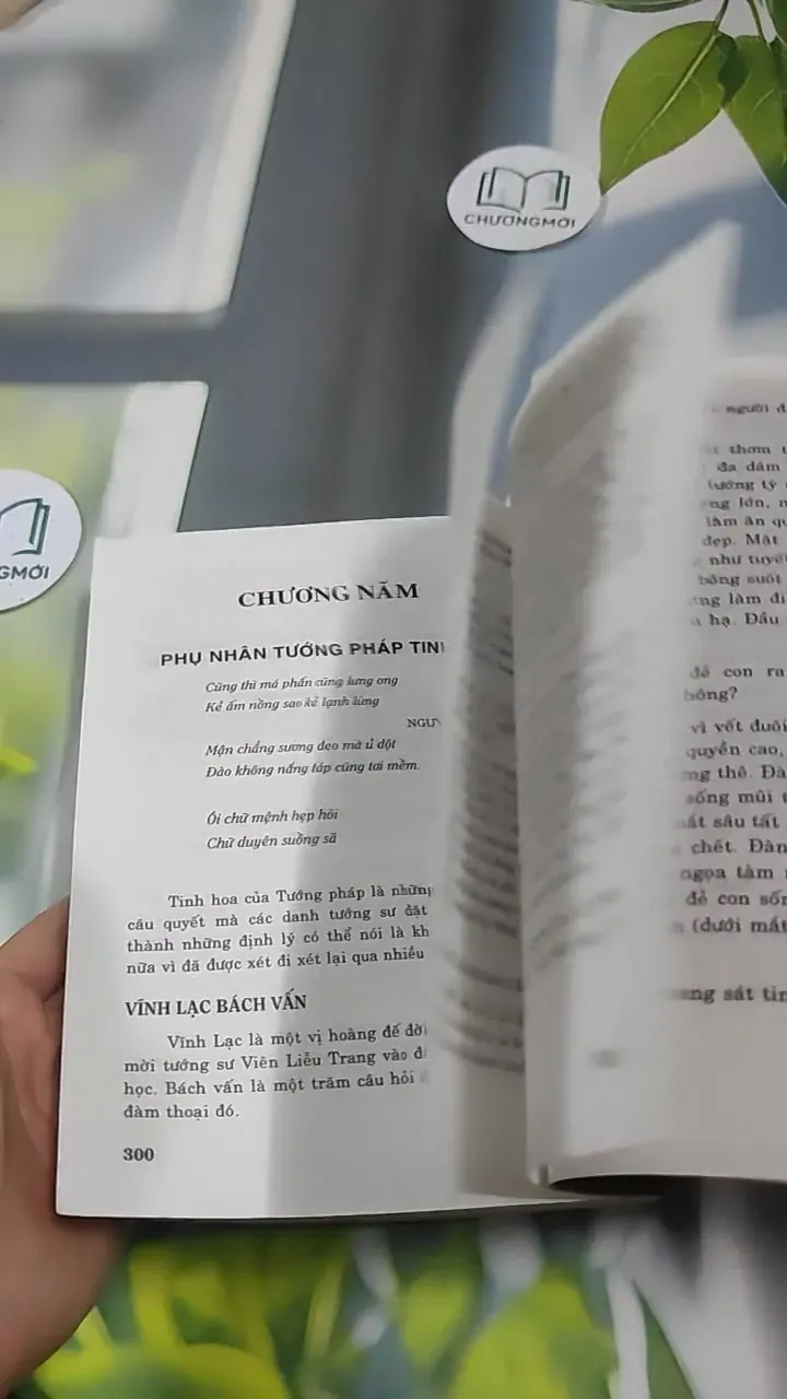 Người Đàn Bà Trong Tướng Mệnh - Lê Thành 727384