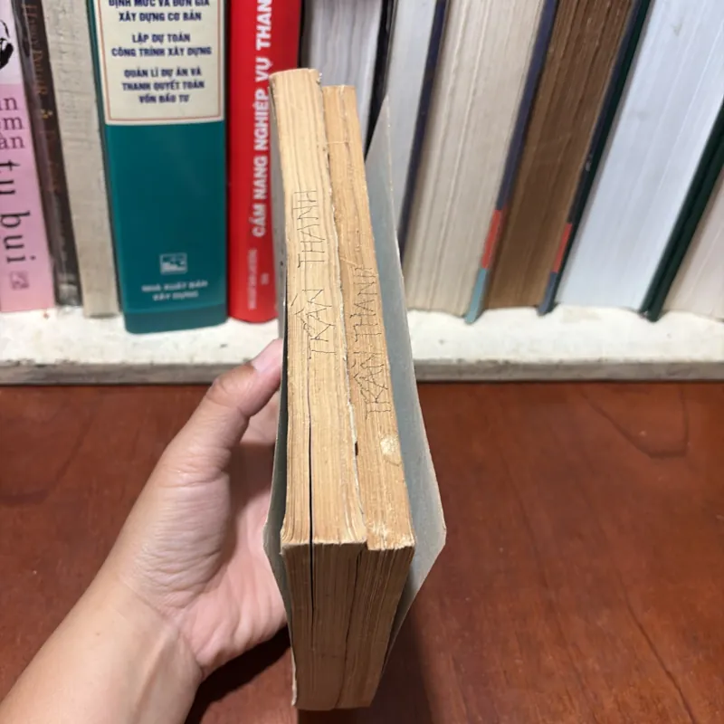[Có Thể Là Bản Photo] - II Sách Pháp Luật: Thuật Ngữ Pháp Lý Phổ Thông (2 Tập) - 1986•1987 755364